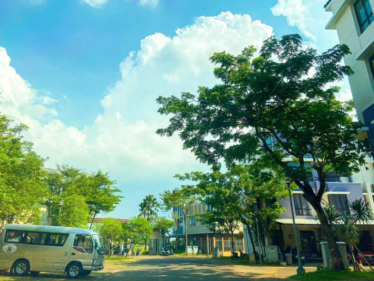Aloha Guest House - 1 Male Only Tangerang Esterno foto